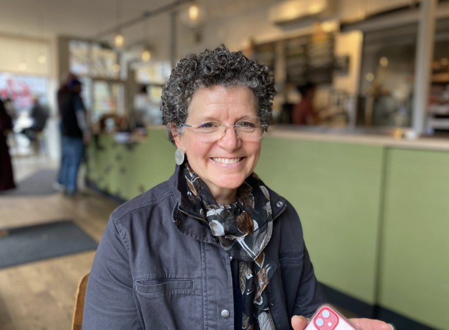 headshot of Amy Brnger